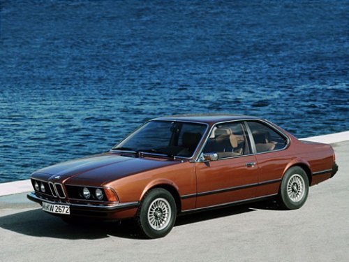 BMW шестой серии в кузове E24 — одна из самых известных машин компании. Недавно ей стукнуло 30 лет,…