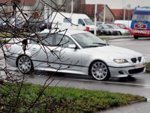 Великолепные колёсные диски, похоже, станут атрибутом обновлённой BMW M5.