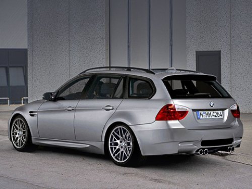 Примерно так, по мнению неких авторов, будет выглядеть BMW M3 с весьма нетипичным для себя…