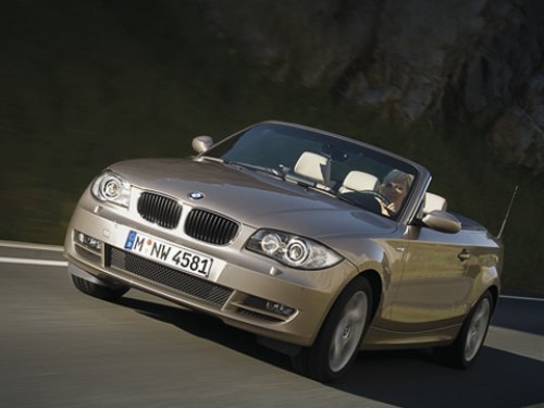 Концерн BMW без тени смущения пытается втиснуться во все мыслимые сегменты. Поэтому появление на…
