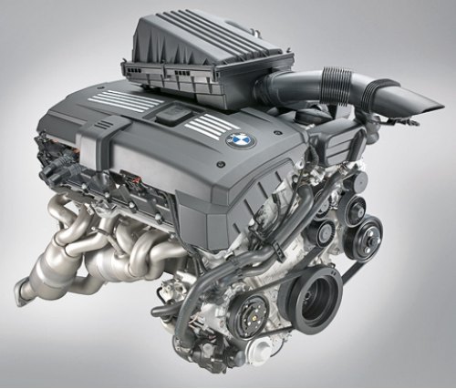 Рядные «шестерки» BMW неоднократно становились «Двигателем года». Да что там — это двигатель целой…