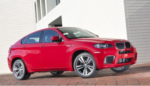 На BMW X6 M, как и на X5 M, в «базе» ставят легкосплавные диски с шинами размерностью 275/40 R20…