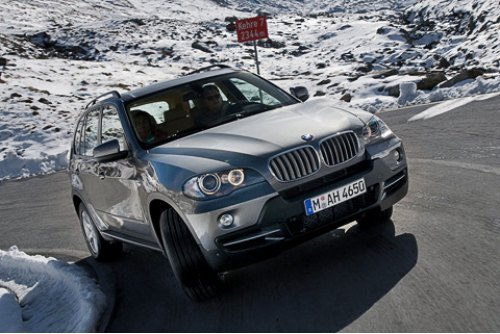 Скорее всего, дебют нового мотора на кроссовере BMW X5 неслучаен: львиная доля купленных в Европе…