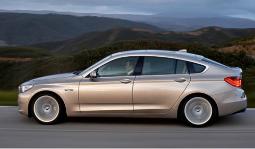 Этот мотор вкупе с восьмиступенчатым «автоматом» позволяет хэтчбеку BMW 5-Series GT 535i…