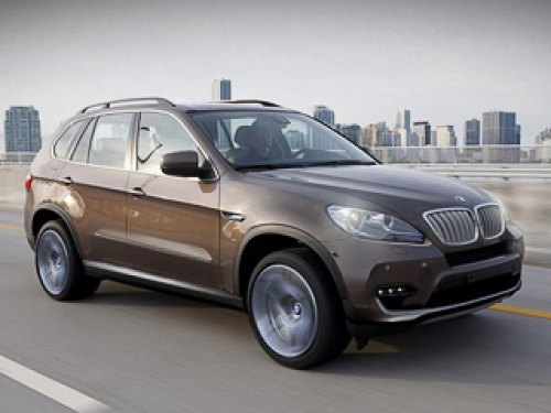 Официальных изображений нового поколения паркетника BMW X5 пока нет. Рендеры подготовлены изданием…