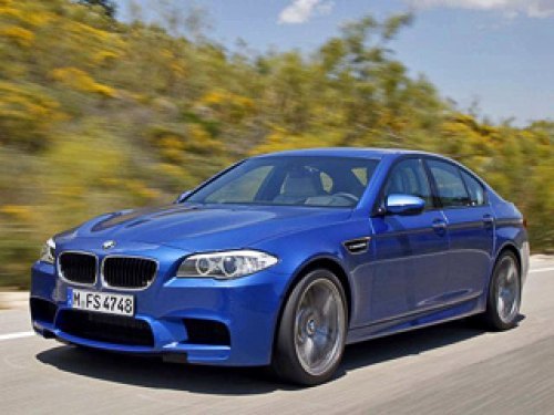 Неофициальные данные гласят, что в Германии BMW M5 оценят в 100 тысяч евро. Для сравнения,…