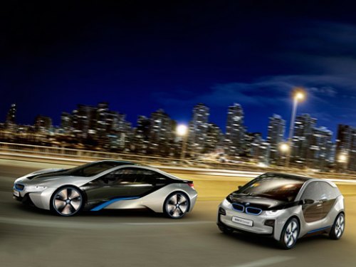 Автомобили BMW i3 и i8 — первые ласточки в новом экологичном модельном ряду компании BMW. Отрадно,…