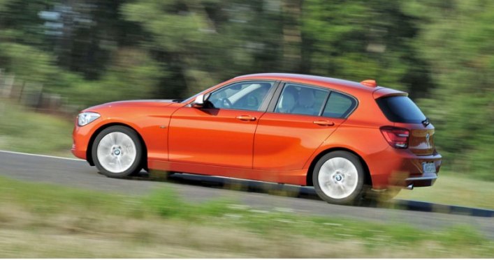 Однако и скоростные показатели BMW 114d сообразно умеренны. Четырехцилиндровый турбодизель объемом…