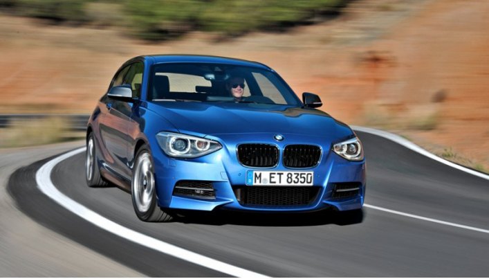 С ноля до 100 км/ч мощный хэтчбек BMW M135i разгоняется всего за 5,1 с (с «автоматом» — за 4,9 с).