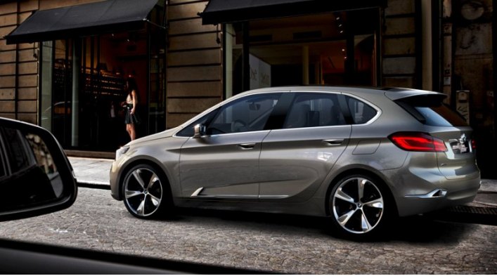 Переднеприводный однообъемник BMW станет прямым конкурентом пятидверки Mercedes B-класса.
