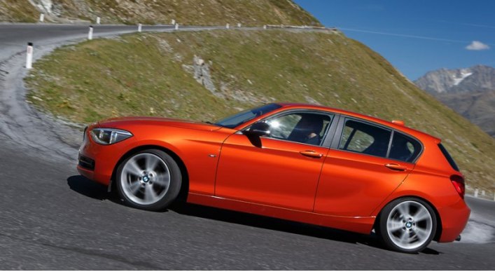 С ноля до 100 км/ч версия 120d xDrive разгоняется за 7,2 с.