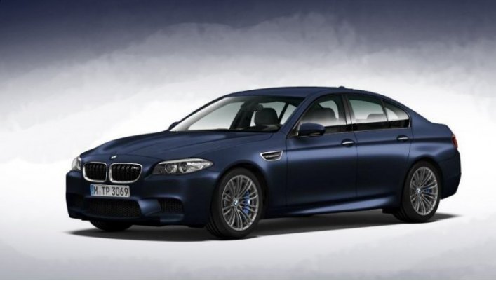 Новая решётка радиатора у седана M5 теперь такая же, как у купе BMW M6.