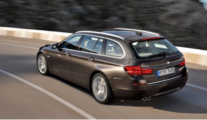 О том, что компания BMW в скором времени собирается провести рестайлинг для моделей пятой серии,…