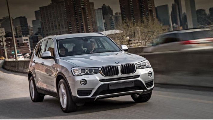 Специально для российского рынка двигатель версии BMW X3 30d дефорсирован до 249 л.с. А мотор на…