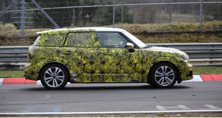 Отдельный вопрос: зачем BMW субкомпактный паркетник, если это поле окучивает Mini Countryman (скоро…