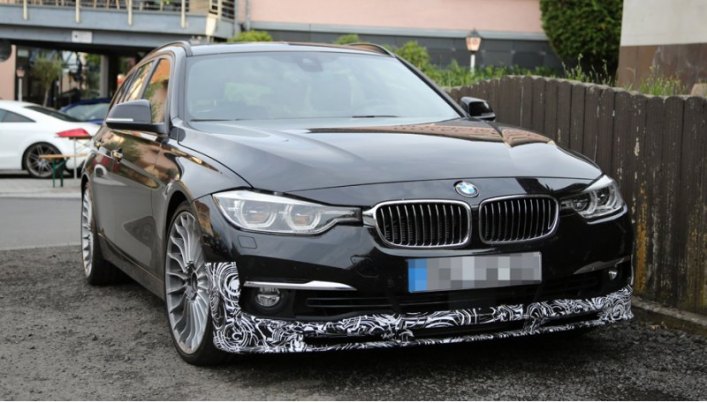 Наклейки на универсале Alpina D3 Bi-Turbo Touring намекают на скорый рестайлинг.