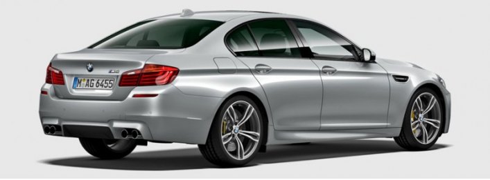 У всех автомобилей линейки Pure Metal Edition — заниженная на 10 мм подвеска, углеродокерамические…