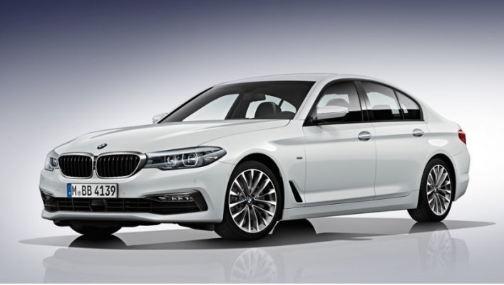 Цена на BMW 520d EfficientDynamics ещё не назначена, но в Германии за обычную 190-сильную версию с…