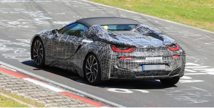 Все технические доработки купе примерит и открытый вариант i8 Spyder.