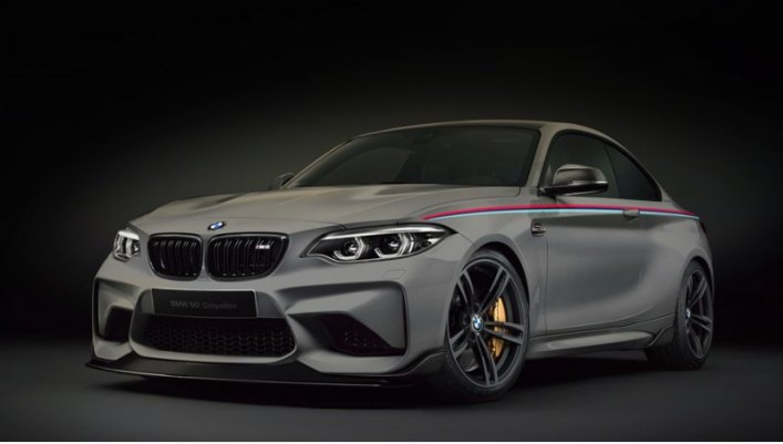 Если верить сайту bmwblog.com, дебют двухдверки BMW M2 Competition намечен на апрель 2018 года, а…