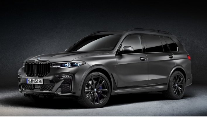 Семиместные BMW X7 M50d и M50i серии Dark Shadow Edition дороже исходных моделей на 3 070 000 и 3…