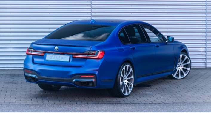 Для BMW 745e/745Le есть программа и подешевле — с поднятием отдачи до 380 сил и 580 Н·м. Такое…