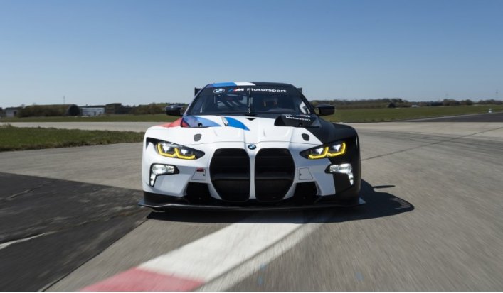 В 2022 году BMW займется постройкой и тестами машин M LMDh, тем временем в гонках IMSA честь марки…