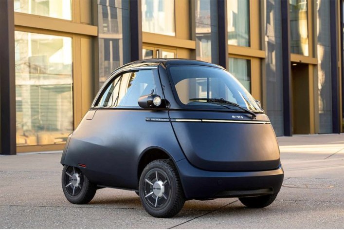 В России продают электрический автомобиль-пузырь в стиле BMW Isetta: он стоит очень дорого