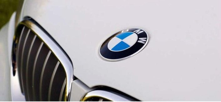 Компания BMW начнет закупать сертифицированную кожу для своих автомобилей
