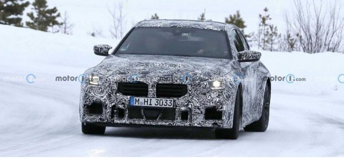 Компания BMW вывела на тесты «заряженное» купе M2 2023 модельного года