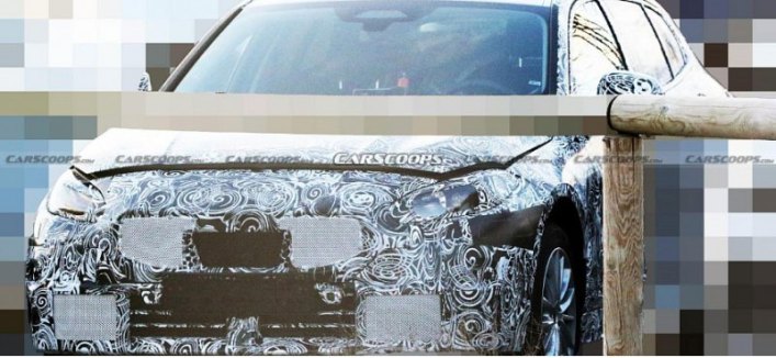 BMW 1-Series 2023 года показал обновленный дизайн на шпионских фото