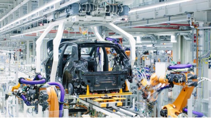 По словам гендиректора концерна Volkswagen Герберта Дисса, во второй половине марта 2022 года…
