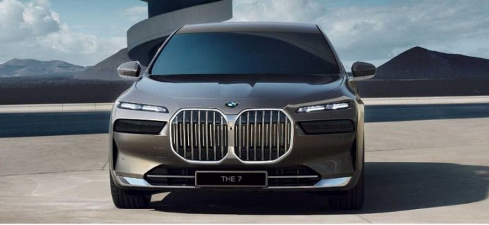 Компания BMW анонсировала эксклюзивные версии седана 7 Series для Японии