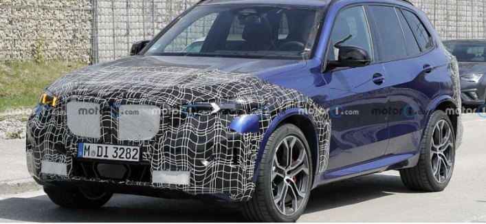 Обновленный BMW X5 2023 года попал на видео во время тестов на Нюрбургринге