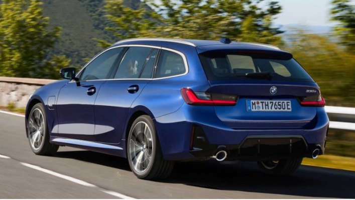 В состав компактного семейства BMW 3 Series теперь входит стильный универсал 3 Series Touring.…