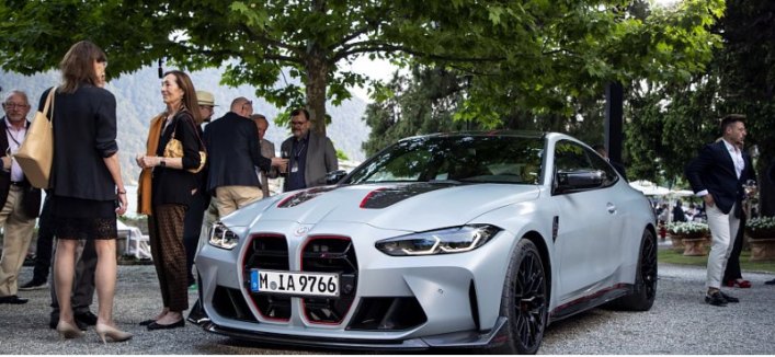 Компания BMW устроила первый публичный показ нового спортивного купе M4 CSL 2022 года