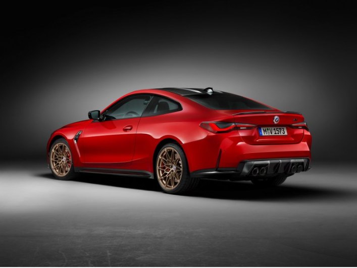 M4 50 Jahre Edition основан на M4 Competition. Автомобиль получает 3,0-литровый шестицилиндровый…