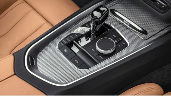 Предполагается, что BMW добавит шестиступенчатую механическую коробку передач к Z4 M40i, когда…