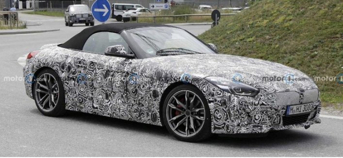 В Сети появились первые фото родстера BMW Z4 2023 модельного года