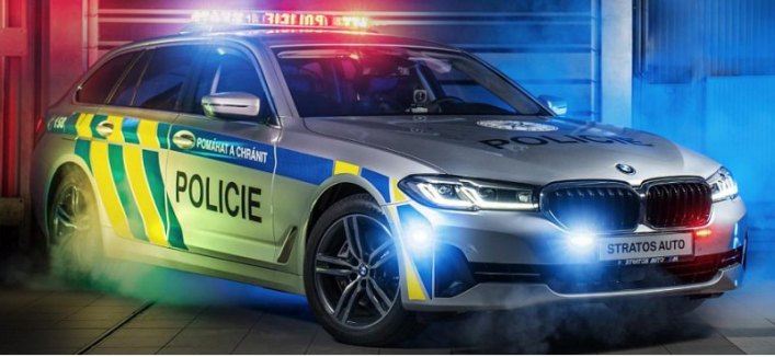 В автопарке чешской полиции появился новый BMW 540i xDrive Touring