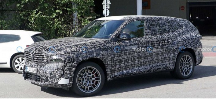 Автобренд BMW представит новый кроссовер BMW XM 27 сентября 2022 года