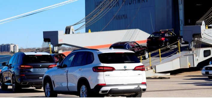 Задержки в одном из крупнейших портов Европы повлияли на BMW, Stellantis, Tesla и другие бренды