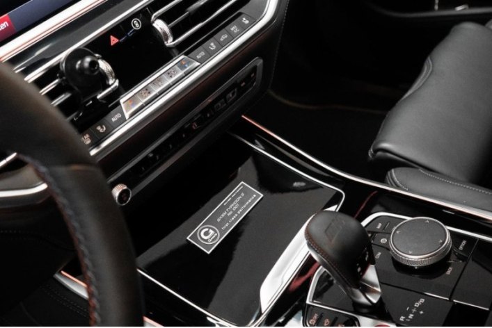 Аэродинамический комплект G-Power из углеродного волокна привлечет еще больше внимания. Легкий…