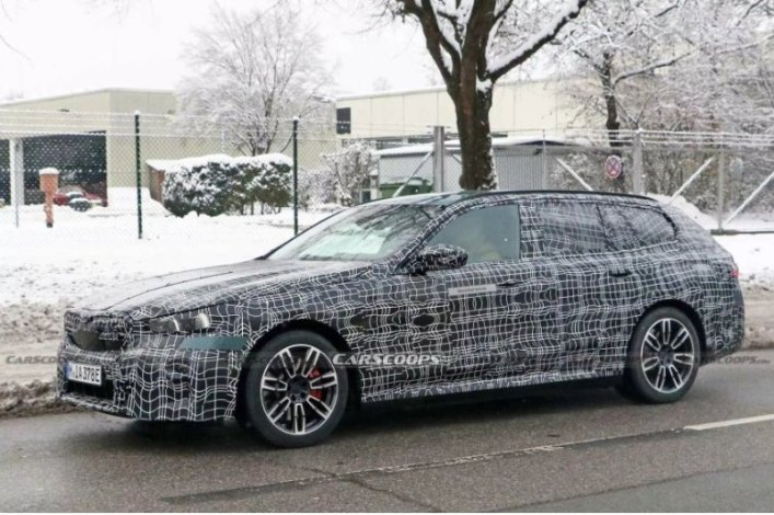 BMW предложит вам ряд мягких гибридов, подключаемых гибридов, дизельных двигателей и, в конечном…