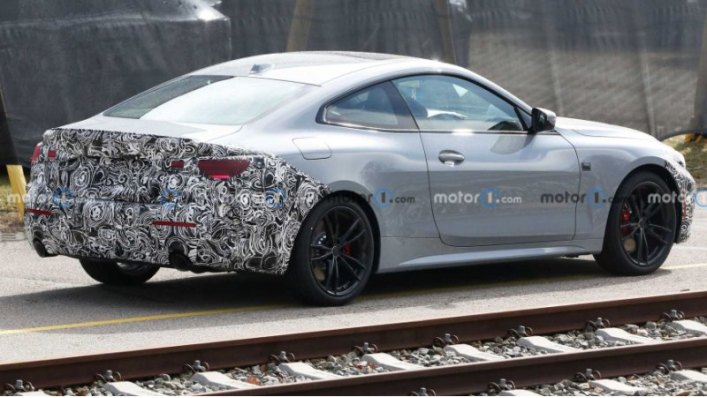 Ожидается, что внутри купе BMW 4 серии 2024 года будет установлена новейшая…