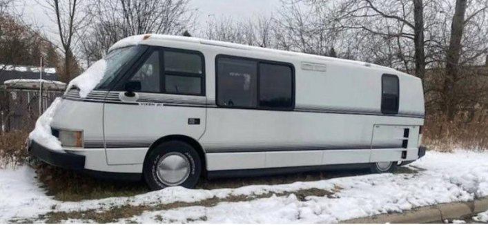 Редкий автодом Vixen 21 RV с двигателем BMW выставлен на продажу