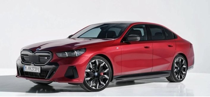 Компания BMW представила электрический BMW i5 2023 года в Гудвуде