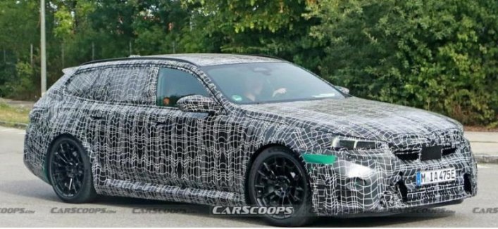 Гибридный универсал BMW M5 Touring 2025 года показан на новых шпионских фото