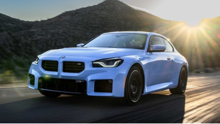 Вторая гонка — это матч между победителем первой серии и BMW M2 CS и новейшей версией M2. На бумаге…