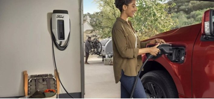 BMW, Ford и Honda вместе создадут компанию по зарядке электрокаров под названием ChargeScape